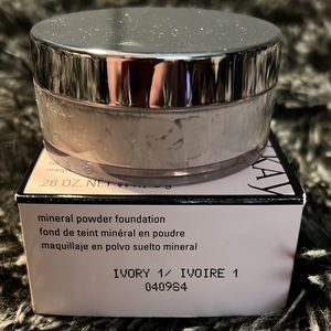 Loose powder ivory 1, have 2